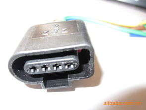 瑞安市冰偉汽車配件廠 優(yōu)質(zhì)潤(rùn)滑油，為您的愛(ài)車保駕護(hù)航